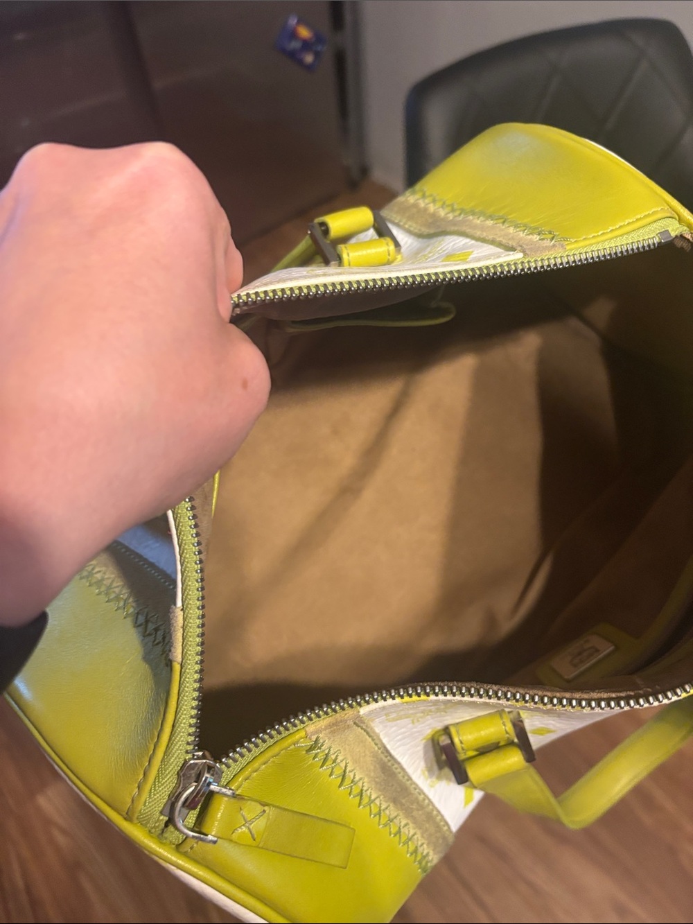 MCM limited edition suede stripes suede inside white and Lime Barrel Satchel - Picture 15 of 17